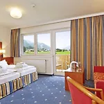 Kuhotel Steinplatte, Trademark Collection By Wyndham Waidring