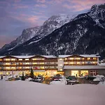 Kuhotel Steinplatte, Trademark Collection By Wyndham Hotel 4*