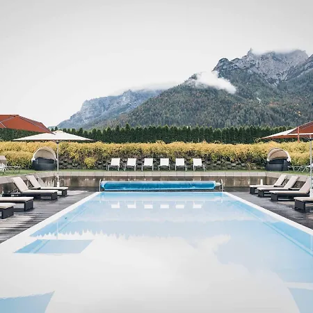 Kuhotel Steinplatte, Trademark Collection By Wyndham Waidring