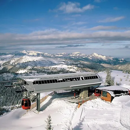 Kuhotel By Rilano Waidring