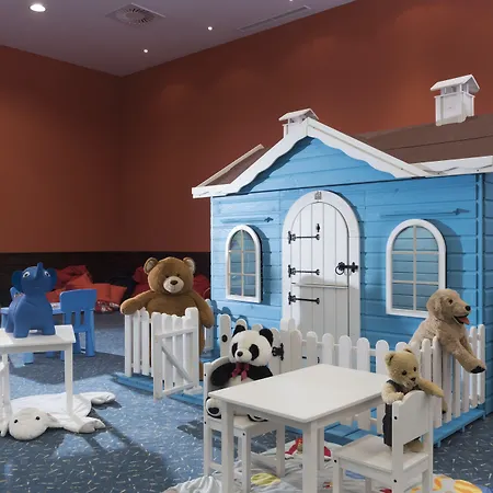 Kuhotel By Rilano Waidring