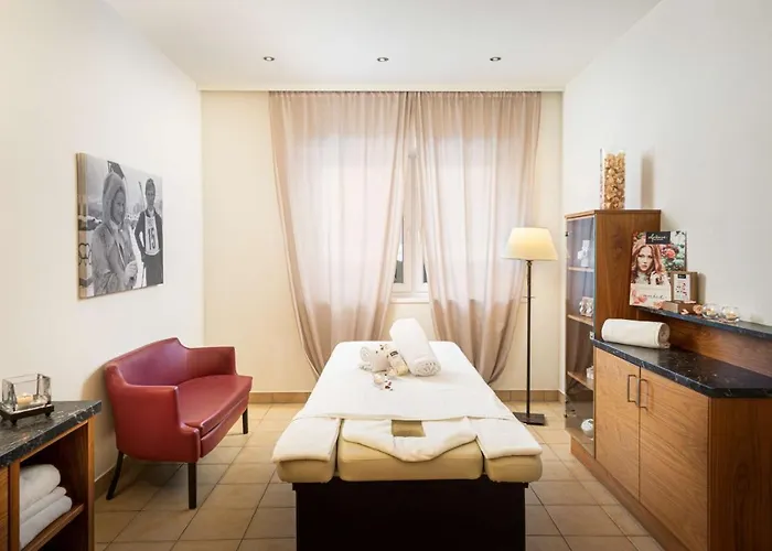 Elaya Steinplatte, Trademark By Wyndham 4*