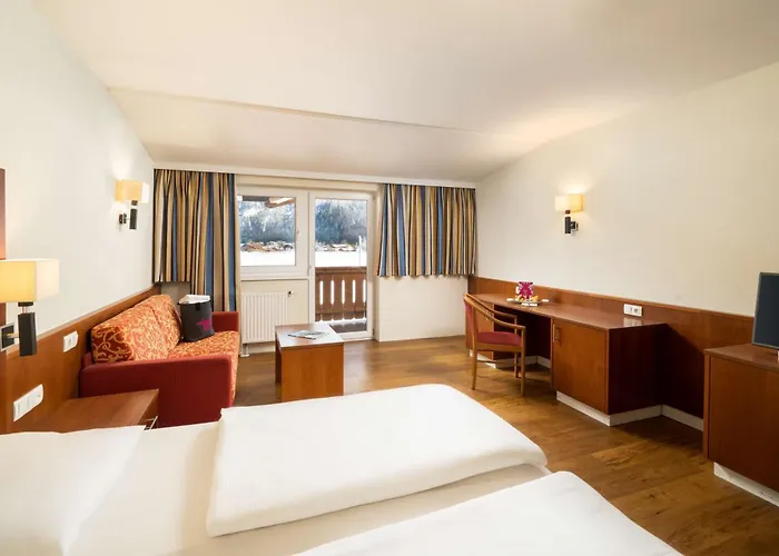 Elaya Steinplatte, Trademark By Wyndham Hotel