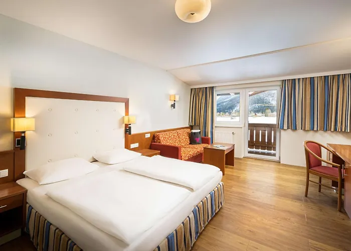 Elaya Steinplatte, Trademark By Wyndham 4*