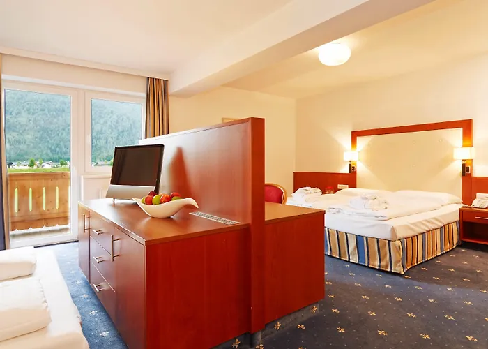 Elaya Steinplatte, Trademark By Wyndham 4*