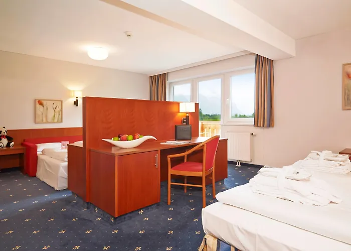 Elaya Steinplatte, Trademark By Wyndham Otel 4*