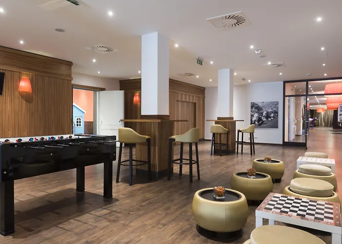 Elaya Steinplatte, Trademark By Wyndham Otel 4*