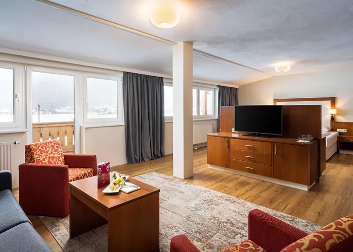 Elaya Steinplatte, Trademark By Wyndham Otel