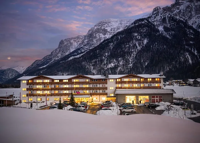 Elaya Steinplatte, Trademark By Wyndham Otel 4*