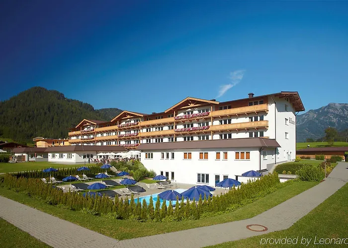 Elaya Steinplatte, Trademark By Wyndham מלון 4*