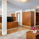 Kuhotel Steinplatte, Trademark Collection By Wyndham Вайдринг