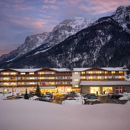 Elaya Steinplatte Ehemals Kuhotel By Rilano 4* Waidring