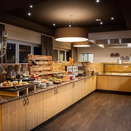 Elaya Steinplatte Ehemals Kuhotel By Rilano 4*